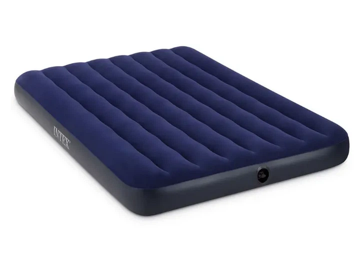 Надувний матрац Intex 64758-3 з вбудованим насосом та 2 подушками 137×191×25 см напівторний синій - зображення 2