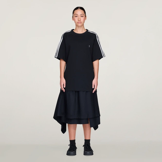 Футболка Y-3 Short Sleeve T-Shirt adidas JW7352 (M) черный (4068809541502) - Фото 5 Футболка Y-3 Short Sleeve T-Shirt adidas JW7352 (M) черный (4068809541502) - изображение 5