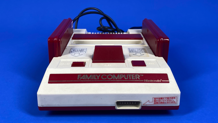 Консоль Nintendo Famicom Dendy AV Mod White Б/У - изображение 3