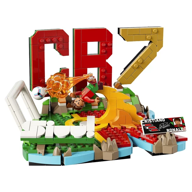 Конструктор LEGO Editions Криштиану Роналду — лучшие моменты футбольных матчей (43012) - изображение 3