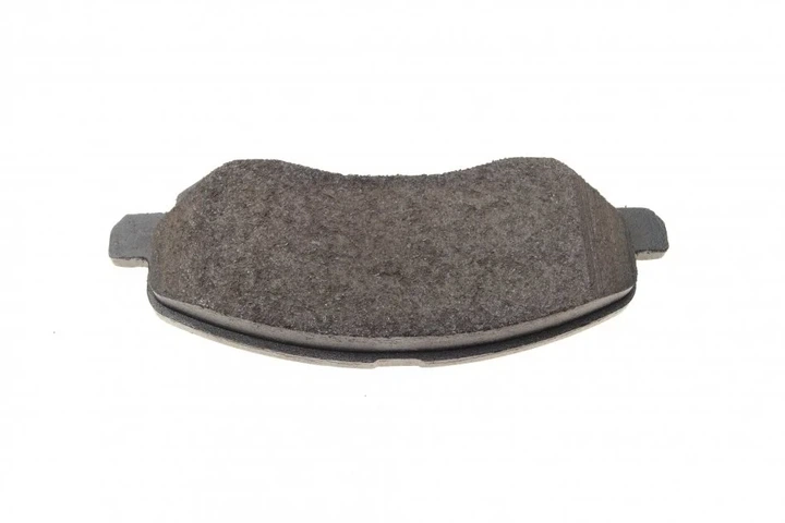 Гальмівні колодки BOSCH 0986424716 Mitsubishi Lancer, Outlander, ASX, Galant; Jeep Compass (MK49); Chrysler SEBRING; Dodge Avenger MZ690568, MZ690348, MR727674 - зображення 3