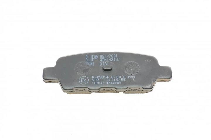 Колодки гальмові BLUE PRINT ADN142137 Nissan X-Trail, Murano, Qashqai, Tiida, Juke, Teana; Renault Kaleos D4M60EG50C, D4060JA00J, D40603JY0A - Фото 4 Колодки гальмові BLUE PRINT ADN142137 Nissan X-Trail, Murano, Qashqai, Tiida, Juke, Teana; Renault Kaleos D4M60EG50C, D4060JA00J, D40603JY0A - зображення 4