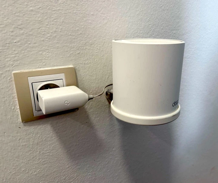 Настенное крепление для роутера TP-Link Deco X10 X20 X50 X60 - Фото 5 Настенное крепление для роутера TP-Link Deco X10 X20 X50 X60 - изображение 5