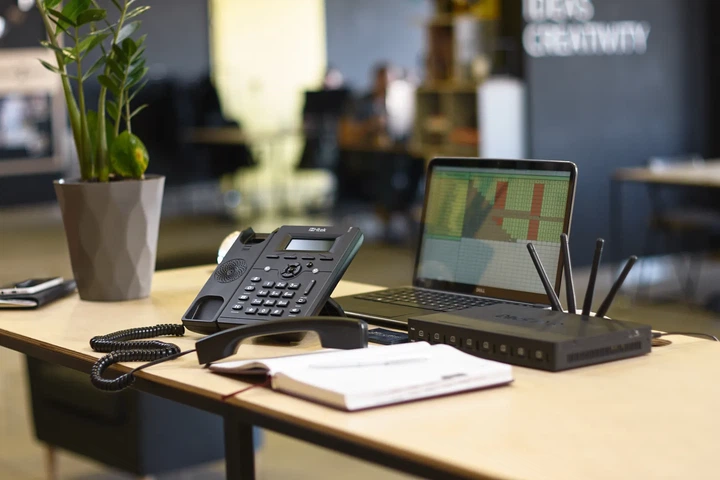 VoIP GSM шлюз Dinstar UC2000-VE-4G-B на 4 SIM-карти - зображення 6