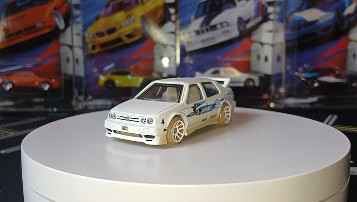 Тематическая Машинка Hot Wheels Volkswagen Jetta MK3 Fast & Furious 1:64 JKX17 White - изображение 2