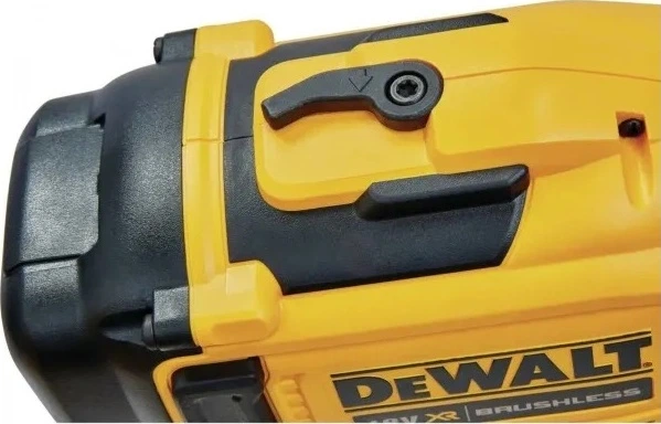 Akumulatorowa gwoździarka do pokryć dachowych DeWalt 18 V z 2 akumulatorami 2 Ah (DCN45RND2-QW) - obraz 5