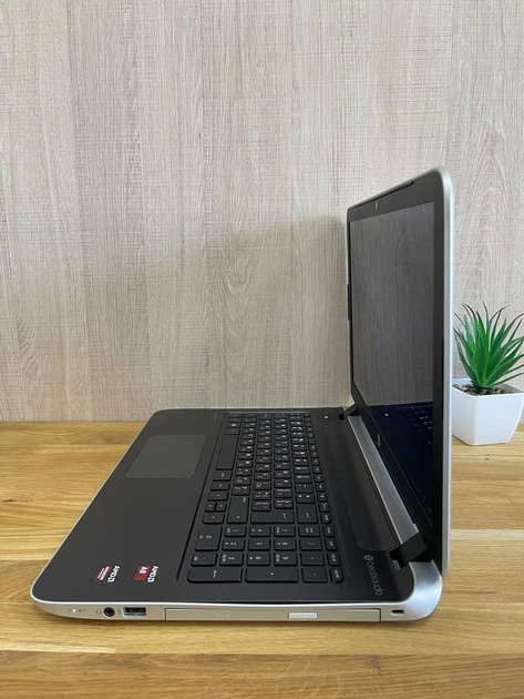 Ноутбук Hp PAVILION 15,6 Amd A8-6410 8GB Amd Radeon R7 M260 128SSD Б/В - изображение 5