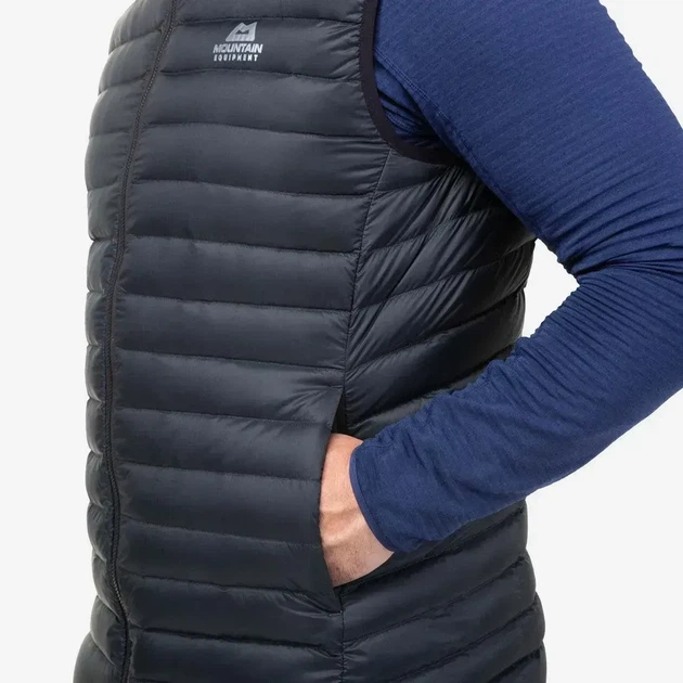 Жилетка Mountain Equipment Frostline Men's Vest (black S) ультралегкая пуховая (ME-007374.01004.S) - изображение 4