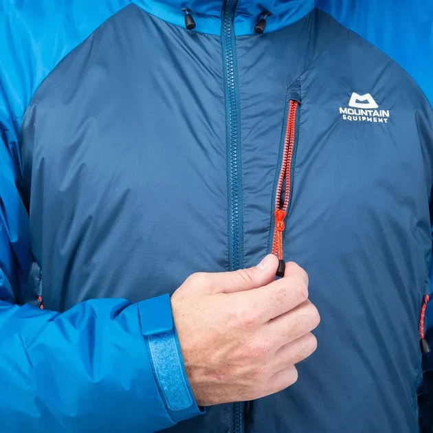 Куртка Mountain Equipment Shelterstone Men's Jacket Obsidian (Obsidian M) водонепроникність 1200mm вага 600 г (ME-006280.01595.M) - Фото 8 Куртка Mountain Equipment Shelterstone Men's Jacket Obsidian (Obsidian M) водонепроникність 1200mm вага 600 г (ME-006280.01595.M) - зображення 8