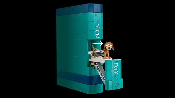Zestaw klocków LEGO Disney Pixar Toy Story Cienki — podpórki pod książki 1311 elementów (43301) - obraz 8