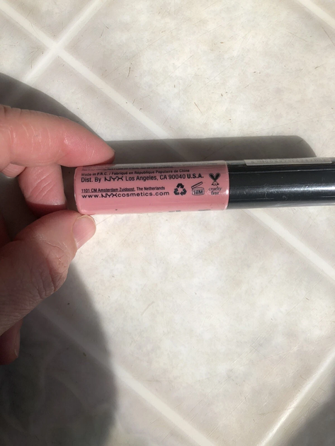 Жидкая помада с матовым финишем Nyx Soft Matte Lip Cream Istanbul SMLC06 нежно-розовая 8 мл - изображение 5