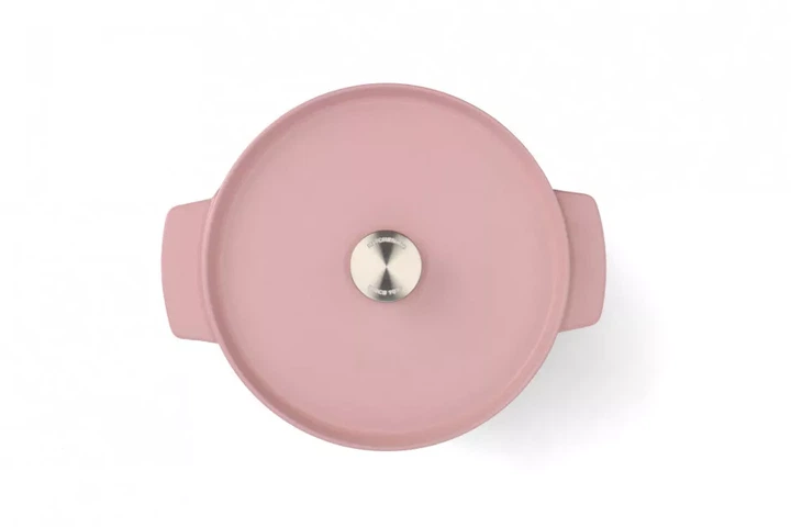 Каструля KitchenAid чавунна 5,2 л 26 см CC007431-001 суха троянда (00128321) - Фото 3 Каструля KitchenAid чавунна 5,2 л 26 см CC007431-001 суха троянда (00128321) - зображення 3
