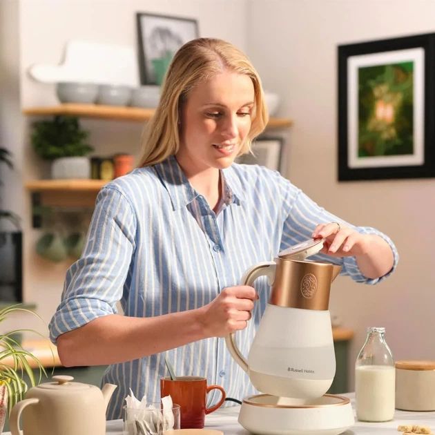 Електрочайник Russell Hobbs Calm, 1.7л, скло, біло-мідний (00109411) - изображение 5