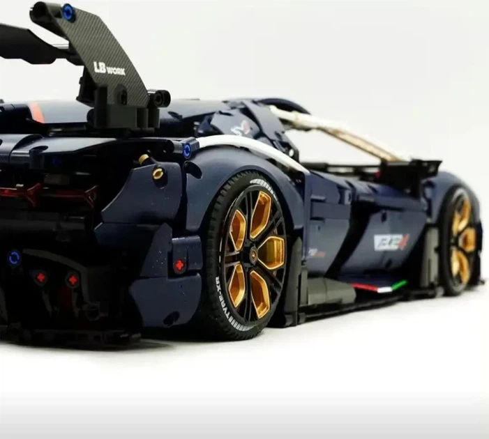 Конструктор на радиоуправлении || Lamborghini Aventador || 4106 деталей || 1:8 масштаб || Бренд - GULY - изображение 4