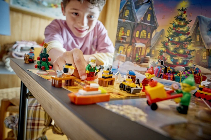 Конструктор LEGO City Адвент календар 2026 252 деталі (60510) - зображення 6
