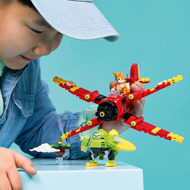 Конструктор LEGO Sonic the Hedgehog Літак Тейлза Торнадо-1 310 деталей (77119) - зображення 7