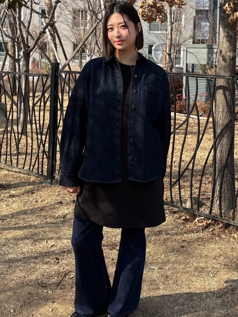 Рубашка джинсовая женская UNIQLO 827243775 M Синяя (1159862317) - изображение 12