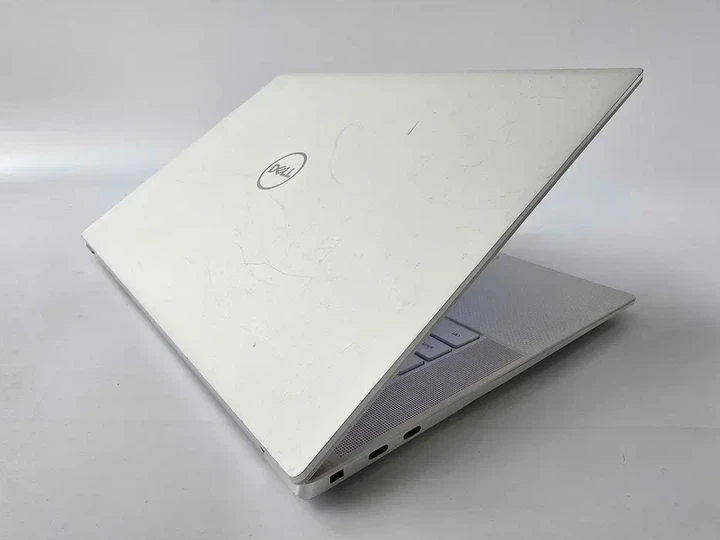 Ноутбук Dell XPS 9520 i7 12700H/RTX 3050TI/RAM 16GB/SSD 512GB/OLED 4K Б\В - Б/У - Фото 6 Ноутбук Dell XPS 9520 i7 12700H/RTX 3050TI/RAM 16GB/SSD 512GB/OLED 4K Б\В - Б/У - изображение 6