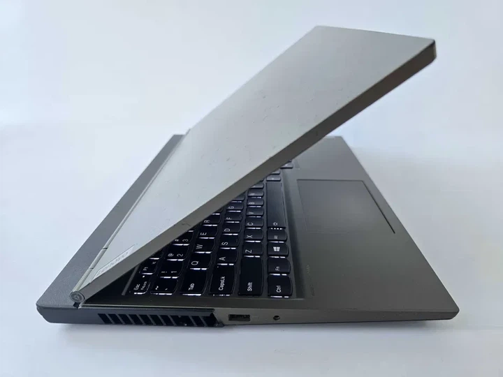 Ноутбук Lenovo Legion 5 i7 10750H/GTX 1660TI/RAM 16GB/SSD 256+1TB/120Hz Б\В - Б/У - изображение 5