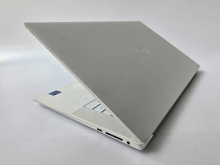 Ноутбук Dell XPS 9520 i7 12700H/RTX 3050TI/RAM 16GB/SSD 512GB/OLED 4K Б\В - Б/У - Фото 7 Ноутбук Dell XPS 9520 i7 12700H/RTX 3050TI/RAM 16GB/SSD 512GB/OLED 4K Б\В - Б/У - изображение 7
