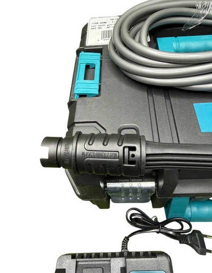 Аккумуляторная мойка высокого давления Krafftec Germany PRO безщеточная 48V 8Ah 45 бар 6 л/мин с 2 АКБ и насадками - Фото 9 Аккумуляторная мойка высокого давления Krafftec Germany PRO безщеточная 48V 8Ah 45 бар 6 л/мин с 2 АКБ и насадками - изображение 9