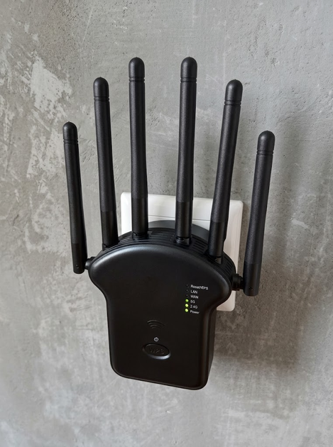Бездротовий дводіапазонний Wi-Fi ретранслятор 3В1 2.4/5 ГГц, підсилювач сигналу вай фай 1200 Мбіт/с, повторювач для роутера, зона покриття до 300м², репітер з 6 антенами - зображення 12