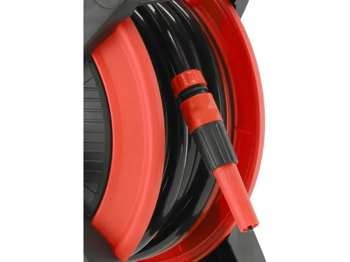 Шланг поливочный YATO YT-90130 1/2" 30 м на катушке со стойкой, распылителем и соединителями - Фото 5 Шланг поливочный YATO YT-90130 1/2" 30 м на катушке со стойкой, распылителем и соединителями - изображение 5