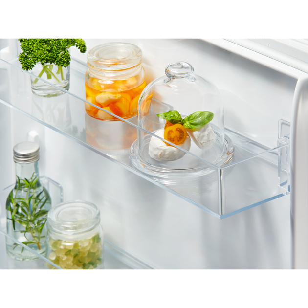 Вбудовуваний холодильник Electrolux LNA7CE18S - зображення 7