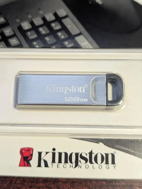 Флеш-накопитель Kingston DataTraveler Kyson 128GB USB 3.2 Gen 1 + переходник type C - изображение 4