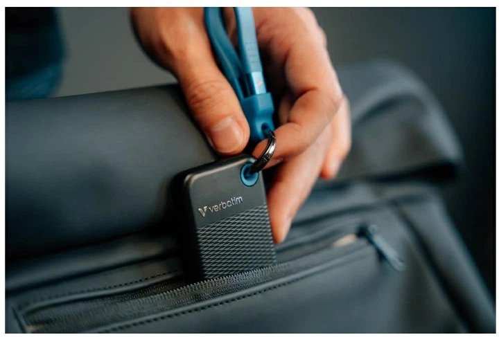 Dysk SSD Verbatim Pocket SSD 256GB USB-C 3.2 Gen 2 Type-C Black-Blue (23942324164) - Zdjęcie 9 Dysk SSD Verbatim Pocket SSD 256GB USB-C 3.2 Gen 2 Type-C Black-Blue (23942324164) - obraz 9