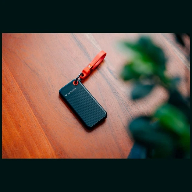 Dysk SSD Verbatim Pocket SSD 256GB USB-C 3.2 Gen 2 Type-C Black-Red (23942324171) - Zdjęcie 6 Dysk SSD Verbatim Pocket SSD 256GB USB-C 3.2 Gen 2 Type-C Black-Red (23942324171) - obraz 6