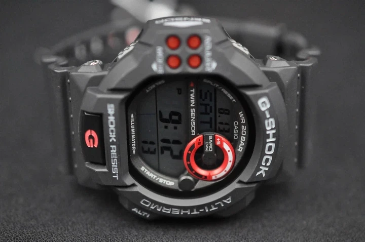 Водонепроницаемые наручные часы для мужчин с датчиком высоты Casio G-Shock GDF-100-1A - изображение 4