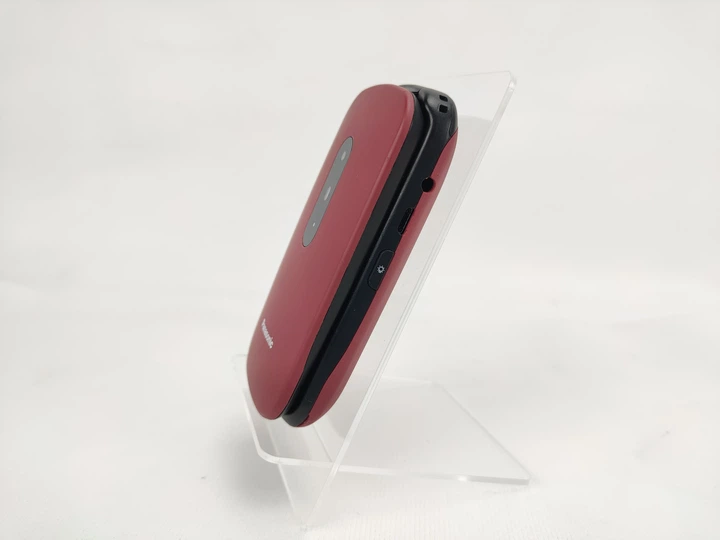 Телефон 2.4" Panasonic KX-TU446EXR / 2G / 1-SIM / Bluetooth / FM / Камера 0.3Мп / 1000мАг / Кнопка підтримки / Англійська мова / Red k6 - Фото 12 Телефон 2.4" Panasonic KX-TU446EXR / 2G / 1-SIM / Bluetooth / FM / Камера 0.3Мп / 1000мАг / Кнопка підтримки / Англійська мова / Red k6 - зображення 12