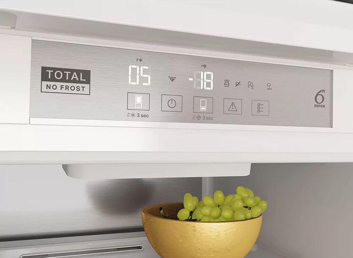 Холодильник Whirlpool WHC18 T573 250 л двокамерний з морозильною камерою знизу No Frost А++ Білий - зображення 5