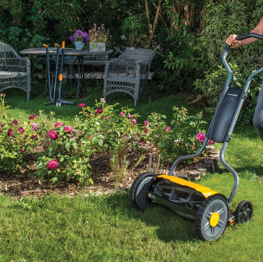 Газонокосарка Fiskars StaySharp Plus Reel Mower 113872 (1015649) - зображення 2