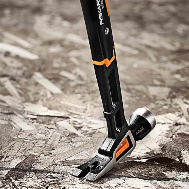 Молоток Fiskars L 20oz/13.5" 1020214 - Фото 4 Молоток Fiskars L 20oz/13.5" 1020214 - зображення 4
