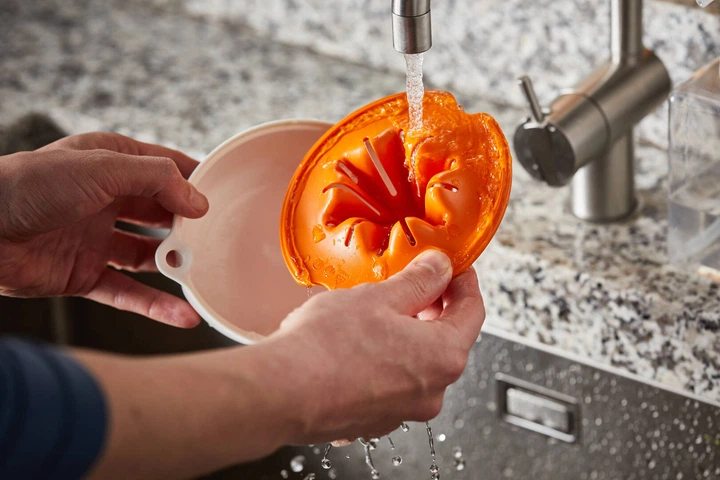 Соковижималка для цитрусових Fiskars Functional Form 1016125 - Фото 5 Соковижималка для цитрусових Fiskars Functional Form 1016125 - изображение 5