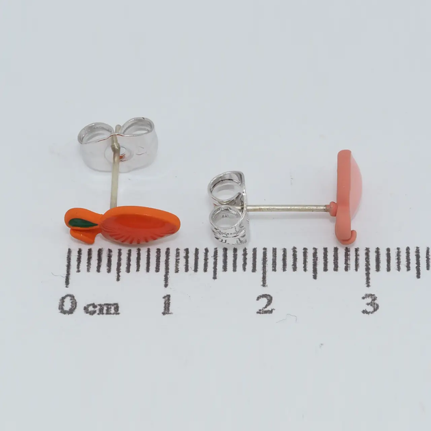 Сережки дитячі пусети Морквинки з покриттям Soft-touch та емаль QQMM - зображення 2