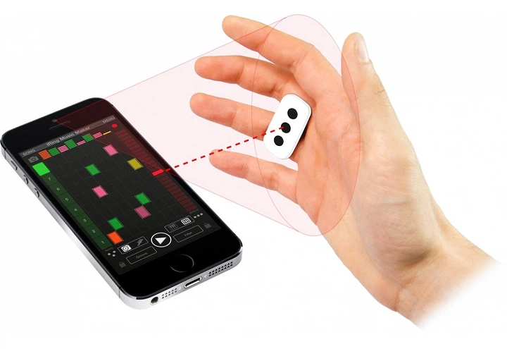 Контролер жестів IK Multimedia iRing Білий (SUP_MC60) (8025813530034) - Фото 2 Контролер жестів IK Multimedia iRing Білий (SUP_MC60) (8025813530034) - зображення 2