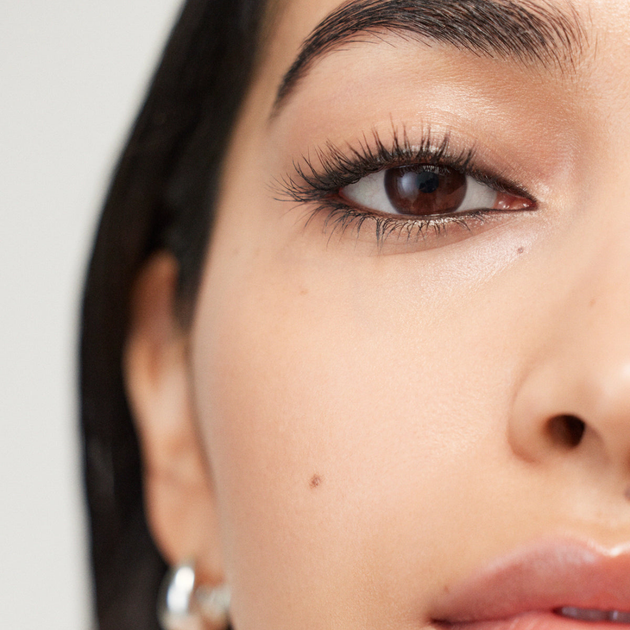 Черный карандаш для глаз Westman Atelier Eye Love You Eye Pencil Khôl Noir без коробки 1.14 г - Фото 6 Черный карандаш для глаз Westman Atelier Eye Love You Eye Pencil Khôl Noir без коробки 1.14 г - изображение 6