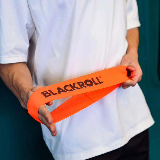 Фітнес резинка текстильна BLACKROLL® LOOP BAND Orange 32 × 6 см (опір 2,9 кг) - изображение 3