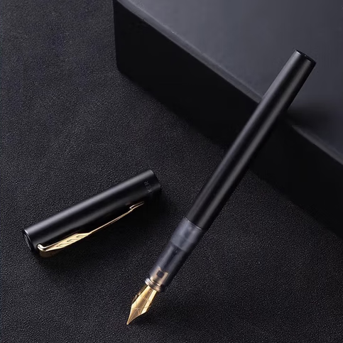 Перьевая ручка PARKER Classic Vector XL Black Gold Clip для бизнеса, офиса, учебы и подписи. - Фото 4 Перьевая ручка PARKER Classic Vector XL Black Gold Clip для бизнеса, офиса, учебы и подписи. - изображение 4