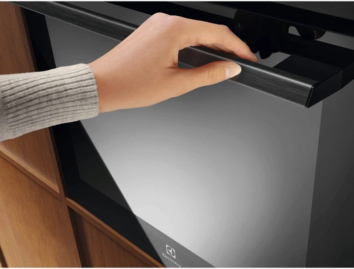 Духовой шкаф электрический Electrolux LOE8F38Z - изображение 17