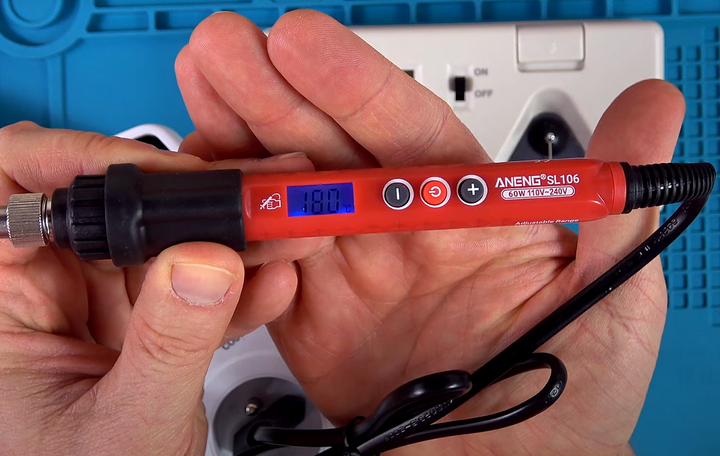 Паяльник с регулировкой температуры и дисплеем SL-106 мощный 60W паяльный набор с припоем, подставкой и пинцетом для пайки проводов и плат - изображение 9