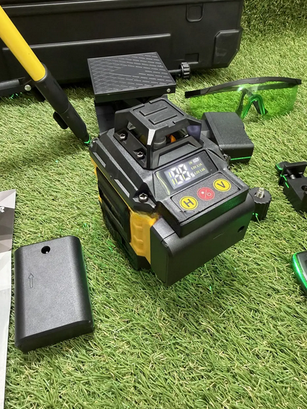 Лазерный нивелир Krafftec PRO DCLE34031 3D-4D 16 линий зеленый луч 3.7V 5Ah - изображение 7