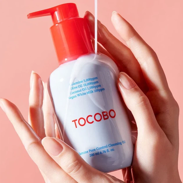 Олія для зняття макіяжу та спф Tocobo Calamine Pore Control Cleansing Oil, 200 мл - Фото 1 Олія для зняття макіяжу та спф Tocobo Calamine Pore Control Cleansing Oil, 200 мл - зображення 1