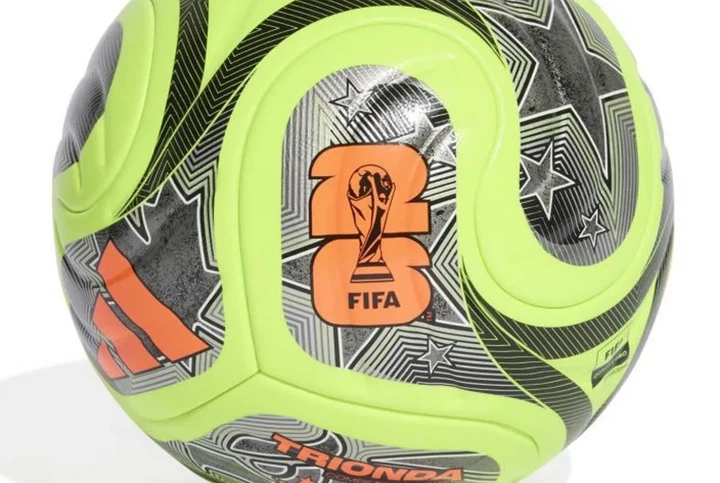 Футбольный мяч Adidas TPU размер 4 флуоресцентный зимний - изображение 2