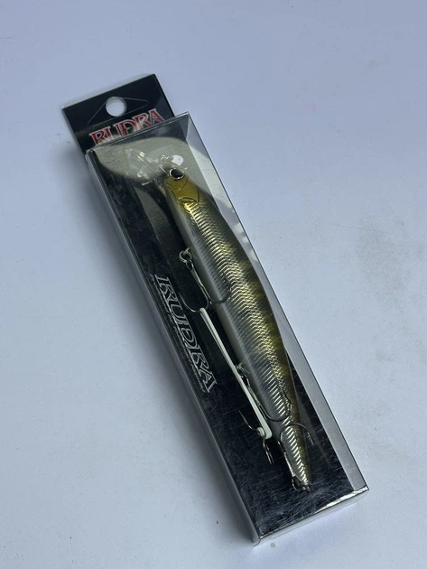Воблер OSP Asura Rudra 130SP 130mm 20.0g H68 Metal Oikawa (1.8m),1792.02.86 - Фото 1 Воблер OSP Asura Rudra 130SP 130mm 20.0g H68 Metal Oikawa (1.8m),1792.02.86 - изображение 1