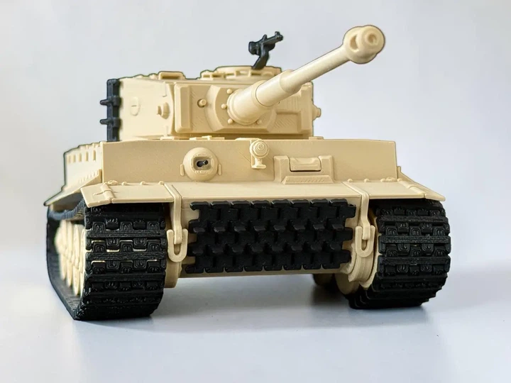 Конструктор для сборки танка Panzerkampfwagen VI Tiger Ausf. E, масштаб 1:35 - изображение 4