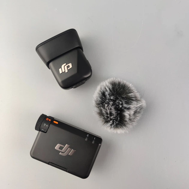 Микрофонная радиосистема DJI Mic Mini (2 TX + 1 RX) Black (101920242) - Уценка - Фото 7 Микрофонная радиосистема DJI Mic Mini (2 TX + 1 RX) Black (101920242) - Уценка - изображение 7